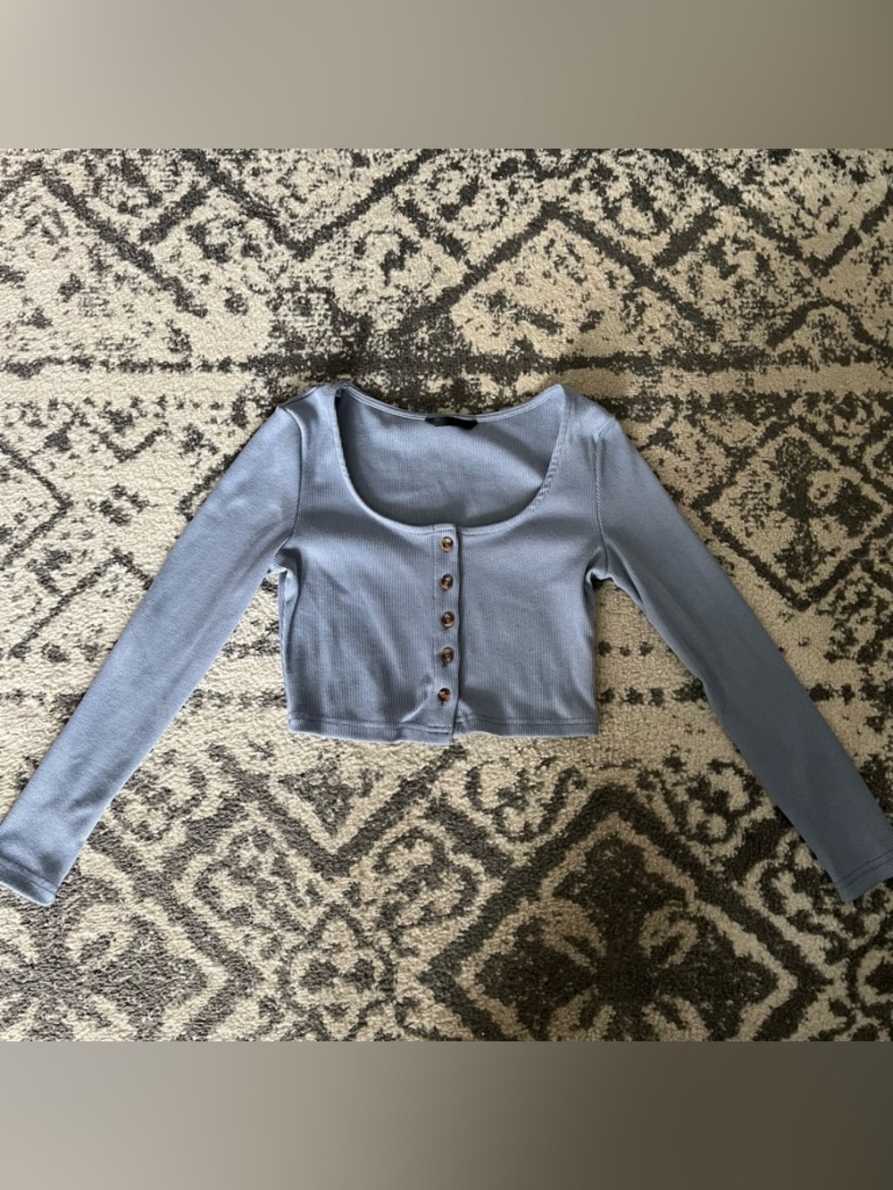 Light Blue Ribbed Button-Front Crop Top - Women’s Size S